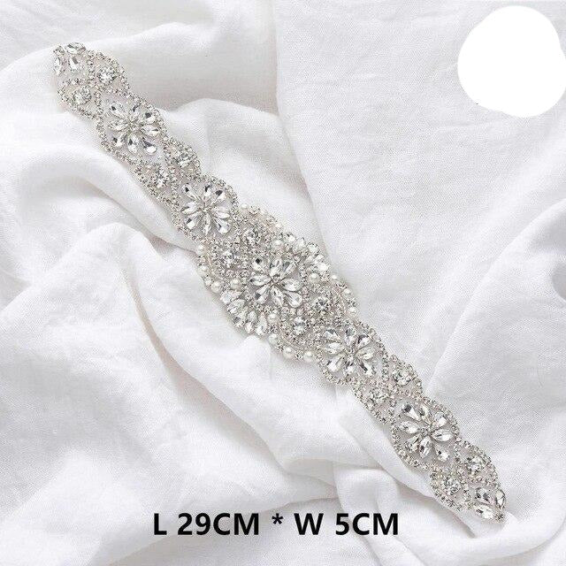 9392.000  Apliques - Cintos Artesanais em Strass